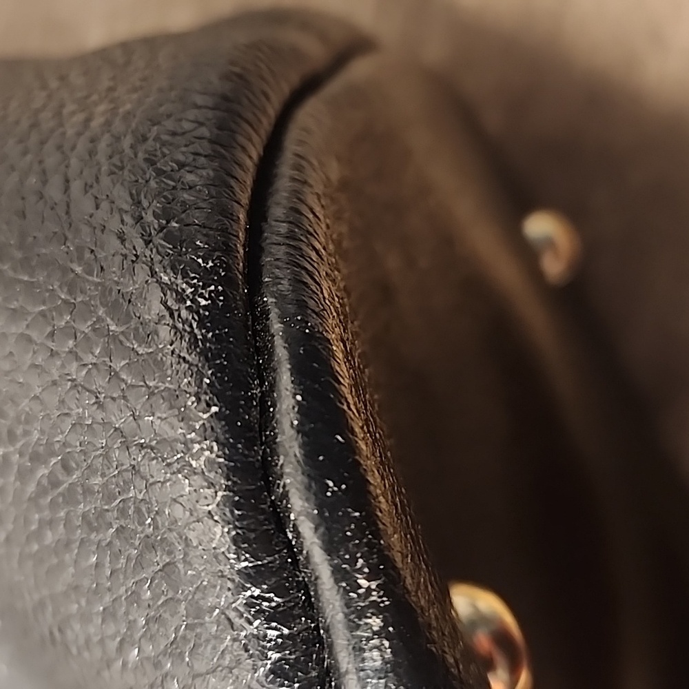 Vicenzo Black Genuine Leather Slouchy Shoulder Bag with Strap - Picture 11 of 16